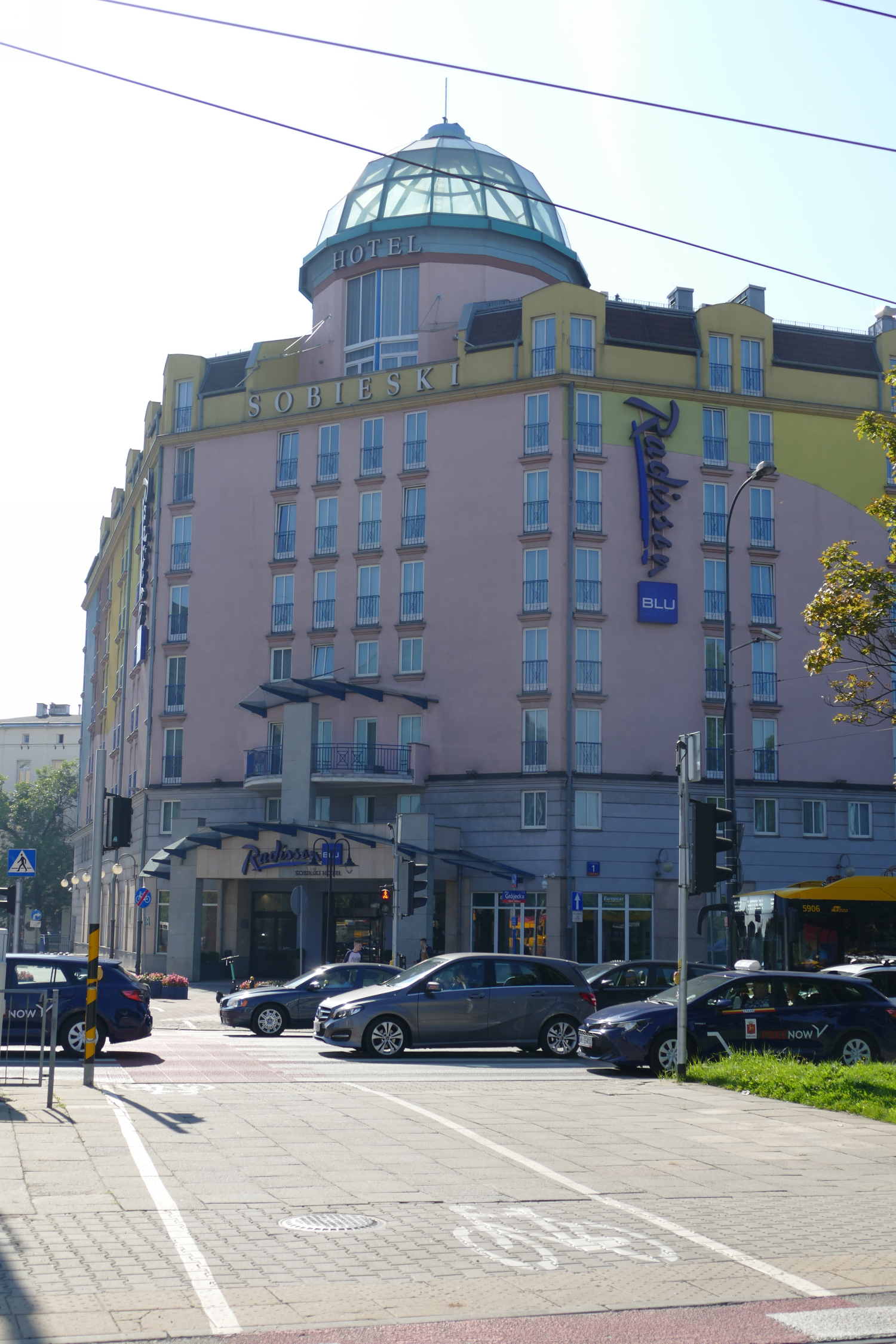 Zdjęcie architektury budynku Hotel Sobieski (obecnie Hotel Radisson Blu Sobieski)